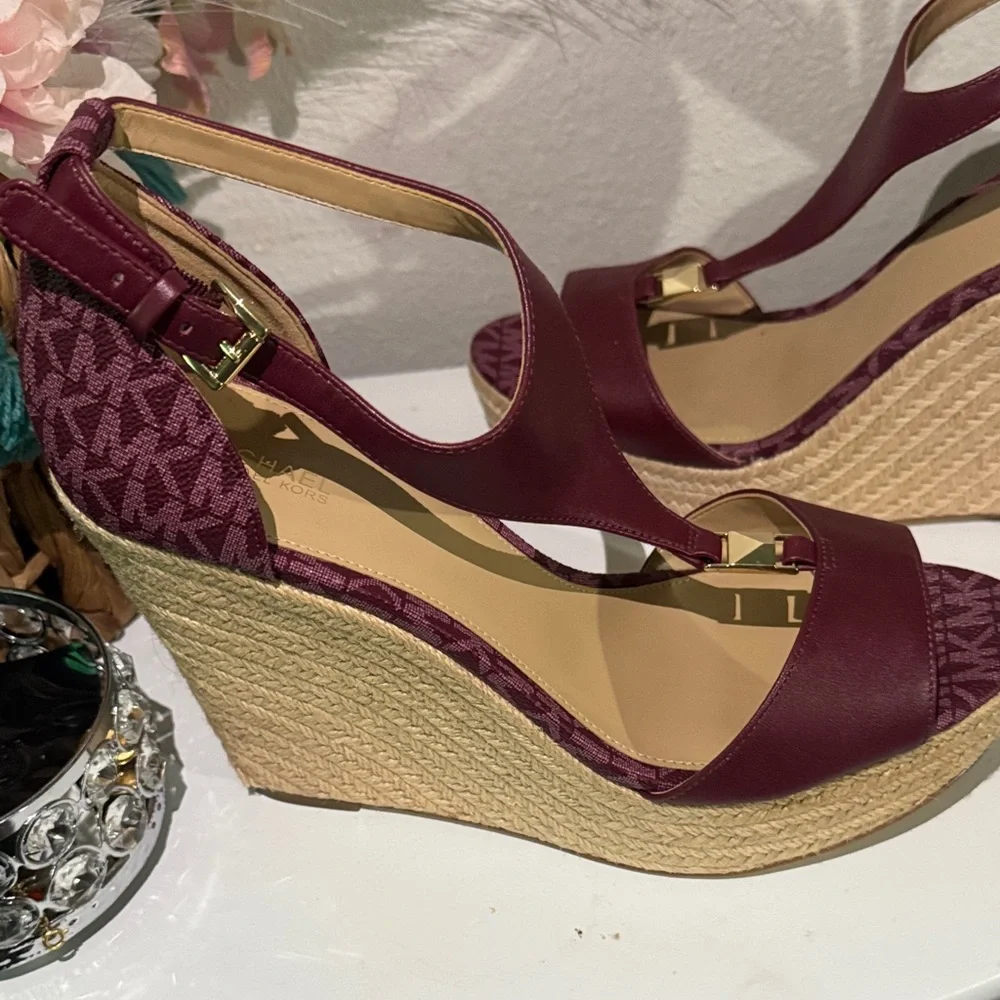 Michael Kors Burgundy and Tan Wedge Sandals - Picture 5 of 16